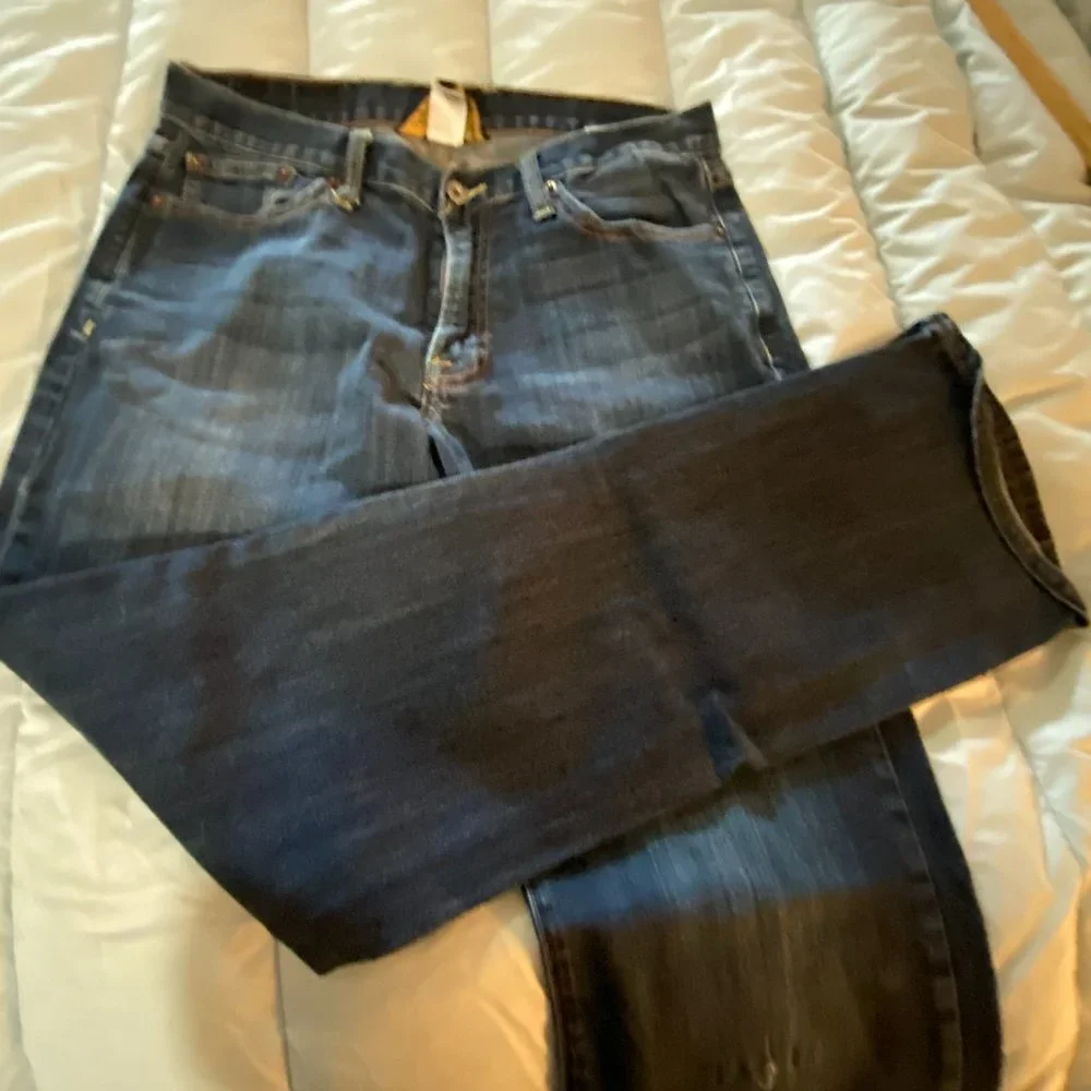 EUC Lucky Brand  Jeans sz 30 with Light Factory Distress - Picture 14 of 15